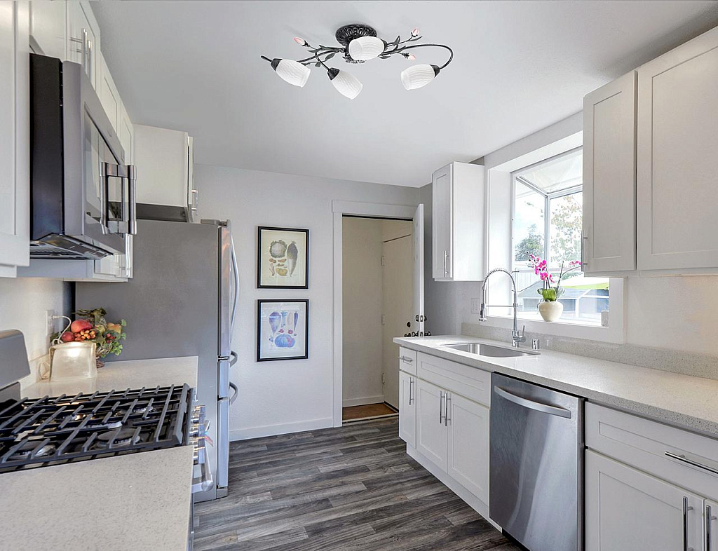 Люстра потолочная MW-Light Верона 334013504