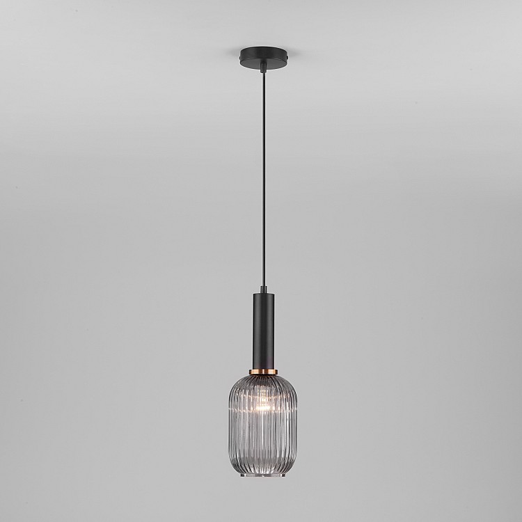 Светильник подвесной Eurosvet Bravo 50181/1 дымчатый