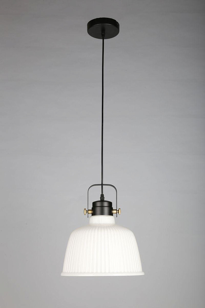 Светильник подвесной Omnilux Zamora OML-28206-01