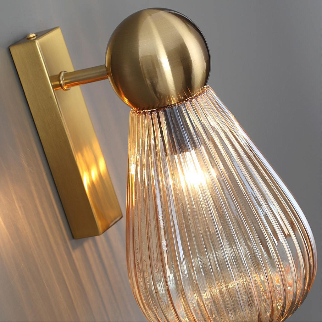 Бра Odeon Light Elica 5402/1W