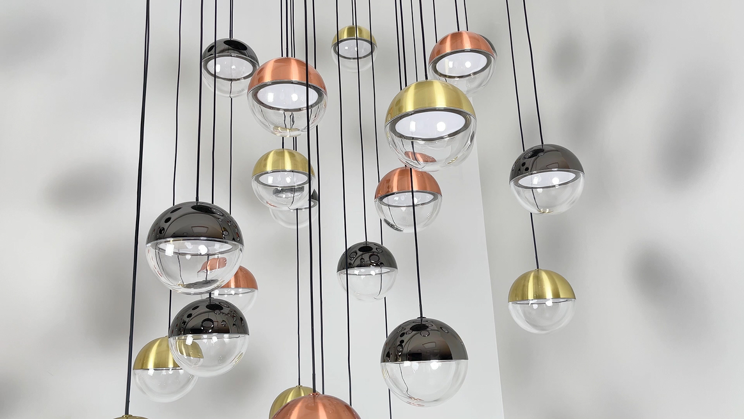 Люстра потолочная Favourite LUNA 4371-27P