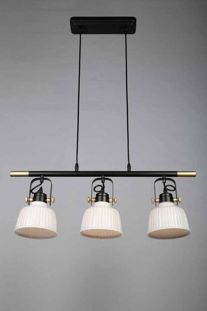 Светильник подвесной Omnilux Zamora OML-28203-03