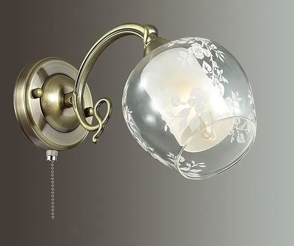 Бра с выключателем Lumion Velia 3107/1W