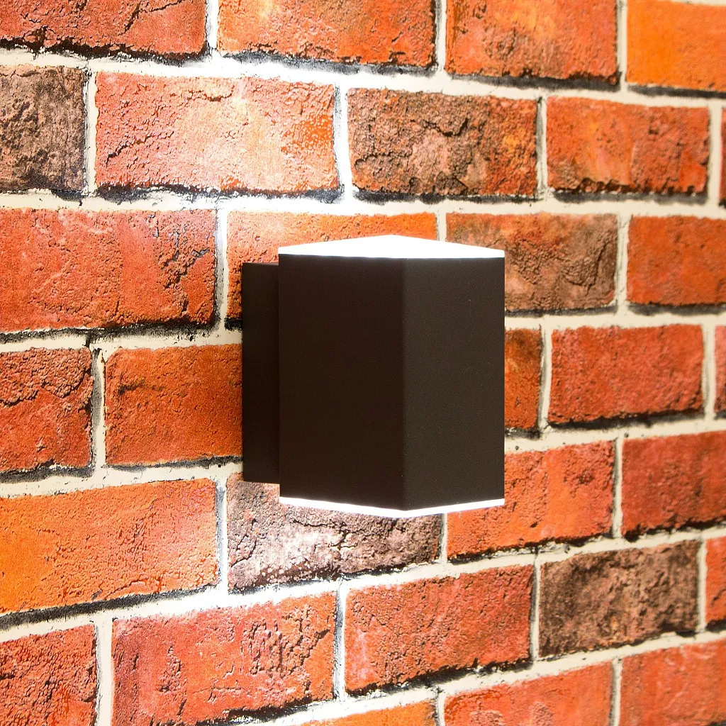 Светильник уличный настенный Citilux Улица CLU0002