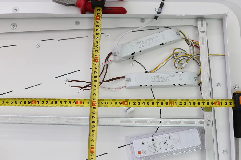 Светильник потолочный Omnilux white OML-06507-150