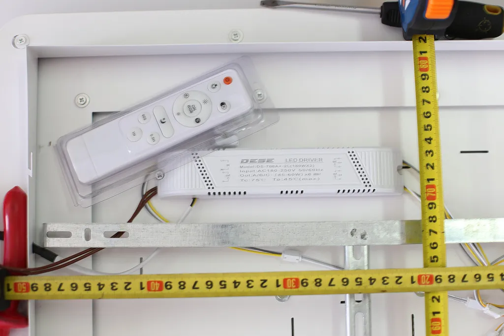 Светильник потолочный Omnilux white OML-06307-150